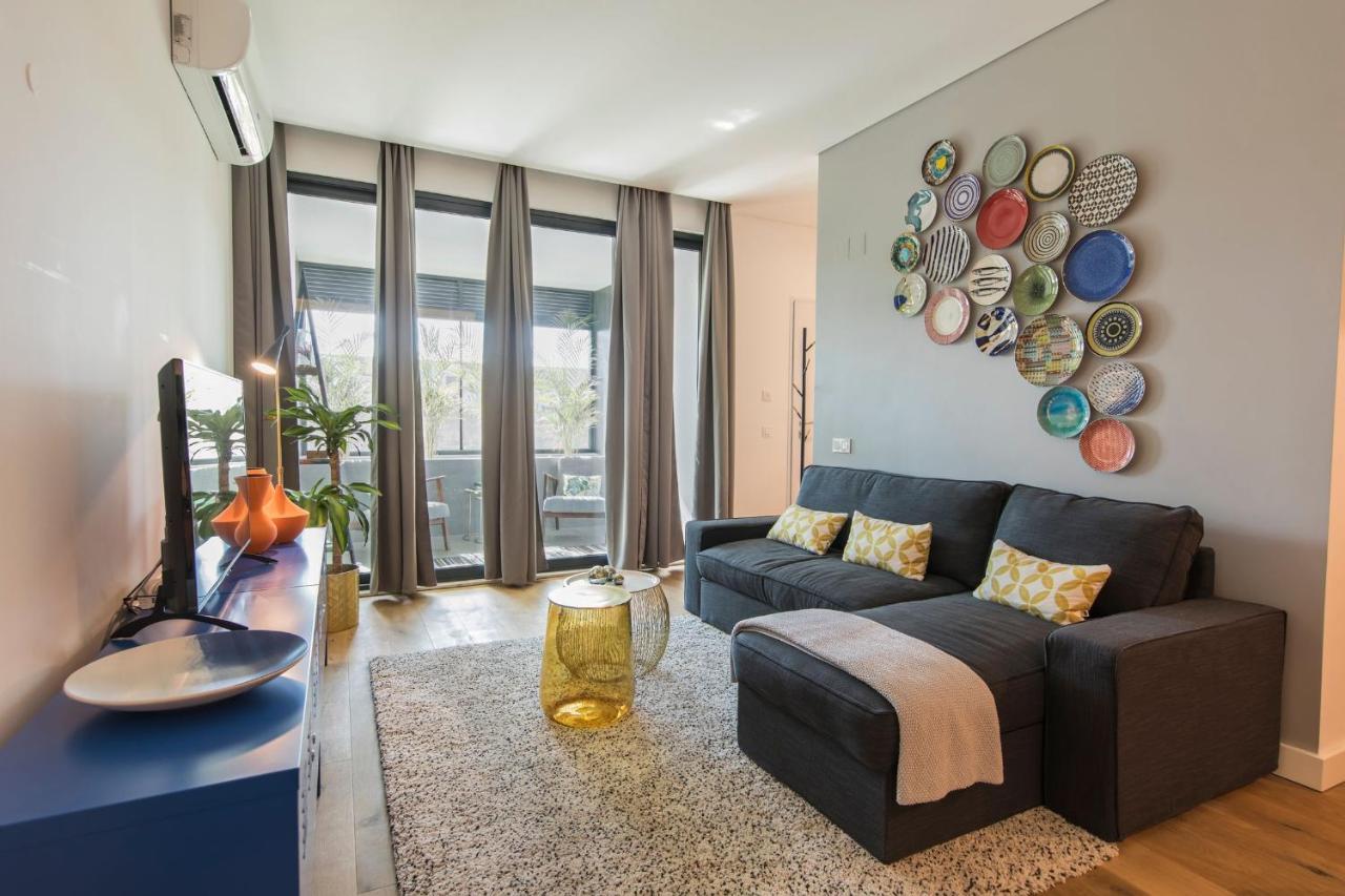 Lovelystay - Modern And Colourful Flat In The Heart Of Graca Lisbon Luaran gambar