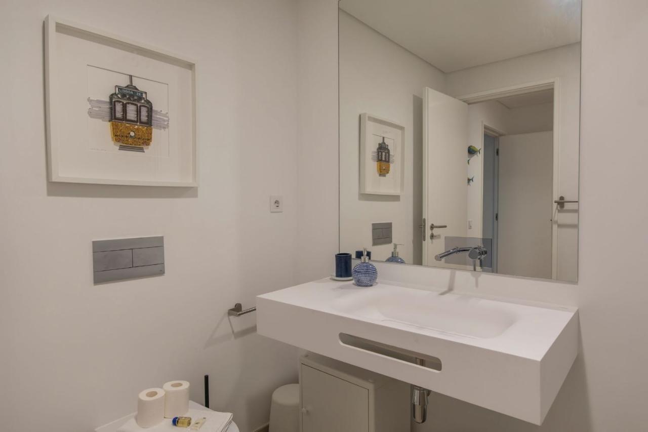 Lovelystay - Modern And Colourful Flat In The Heart Of Graca Lisbon Luaran gambar